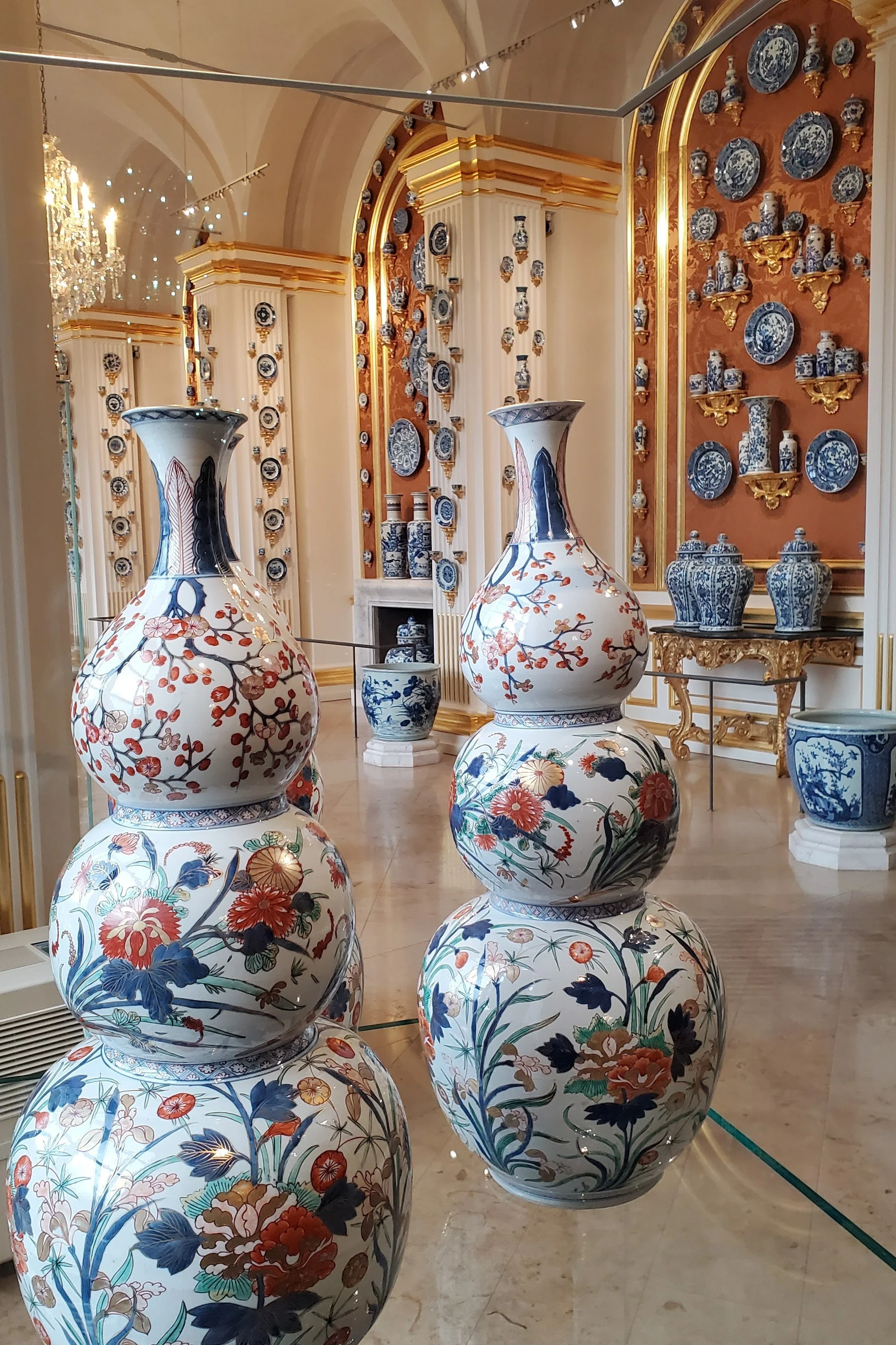 The Opulence of Baroque : Porzellansammlung (Porcelain Collection)